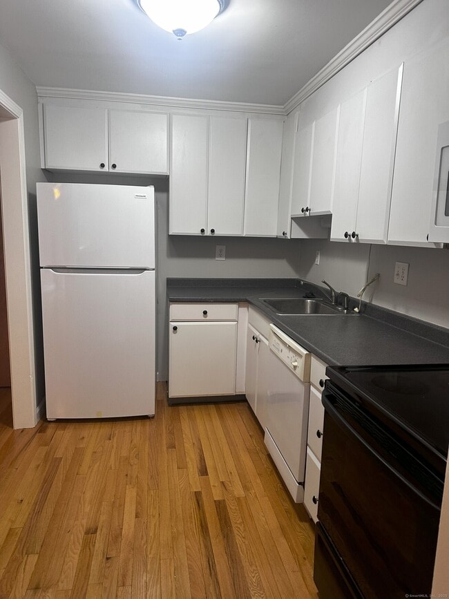 property at 100 Oxbow Dr
