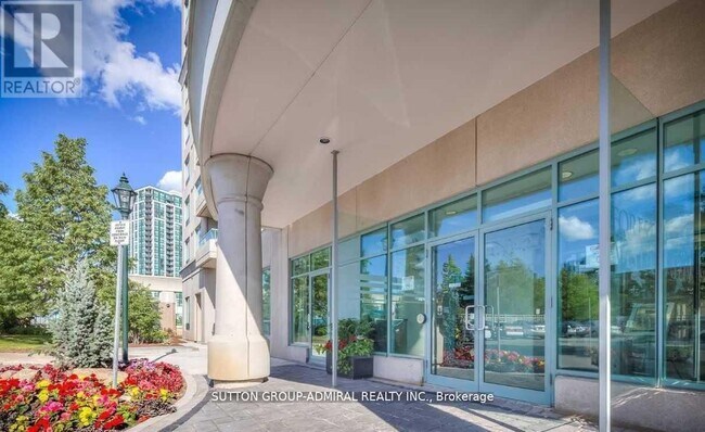 61 Town Centre Court in Toronto, ON - Building Photo - Building Photo
