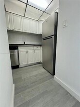 1000 West Ave, Unit 1431 in Miami Beach, FL - Building Photo - Building Photo