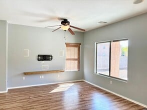 8392 S Egyptian Dr in Tucson, AZ - Building Photo - Building Photo