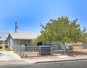 2507 McCarran St in North Las Vegas, NV - Building Photo - Building Photo