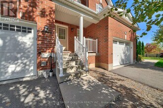 230 Avonsyde Blvd in Hamilton, ON - Building Photo - Building Photo