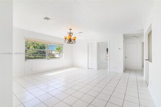 2536 Cleveland St in Hollywood, FL - Building Photo - Building Photo