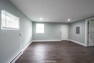 238.5 N Beville Ave in Indianapolis, IN - Foto de edificio - Building Photo