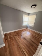 134 Rock Creek Rd in New Haven, CT - Building Photo - Building Photo