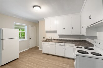 2209 Morehead Ave in Durham, NC - Building Photo - Building Photo