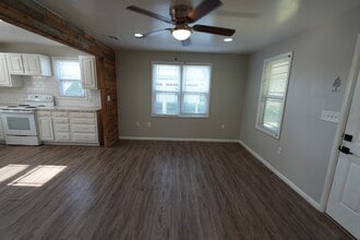 405 S 60th W Ave in Tulsa, OK - Building Photo - Building Photo