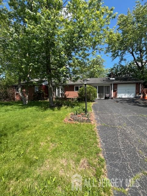 4 Woodrow Rd in Kendall Park, NJ - Building Photo