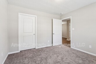 1014 Mc Kinley Ave in Chesapeake, VA - Foto de edificio - Building Photo