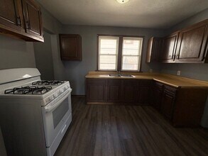 566 Sumner St in Akron, OH - Building Photo - Building Photo