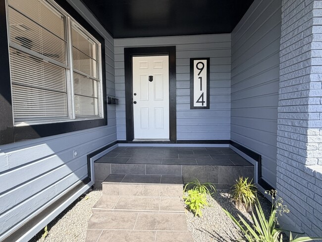 914 Belmeade Dr in Corpus Christi, TX - Building Photo - Building Photo