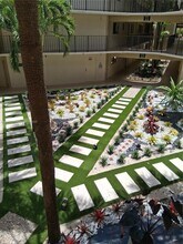 8045 SW 107th Ave in Miami, FL - Building Photo - Building Photo
