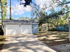 10124 Homestead Rd in Houston, TX - Building Photo - Building Photo