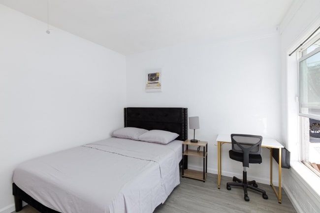 property at 732 N 1st St