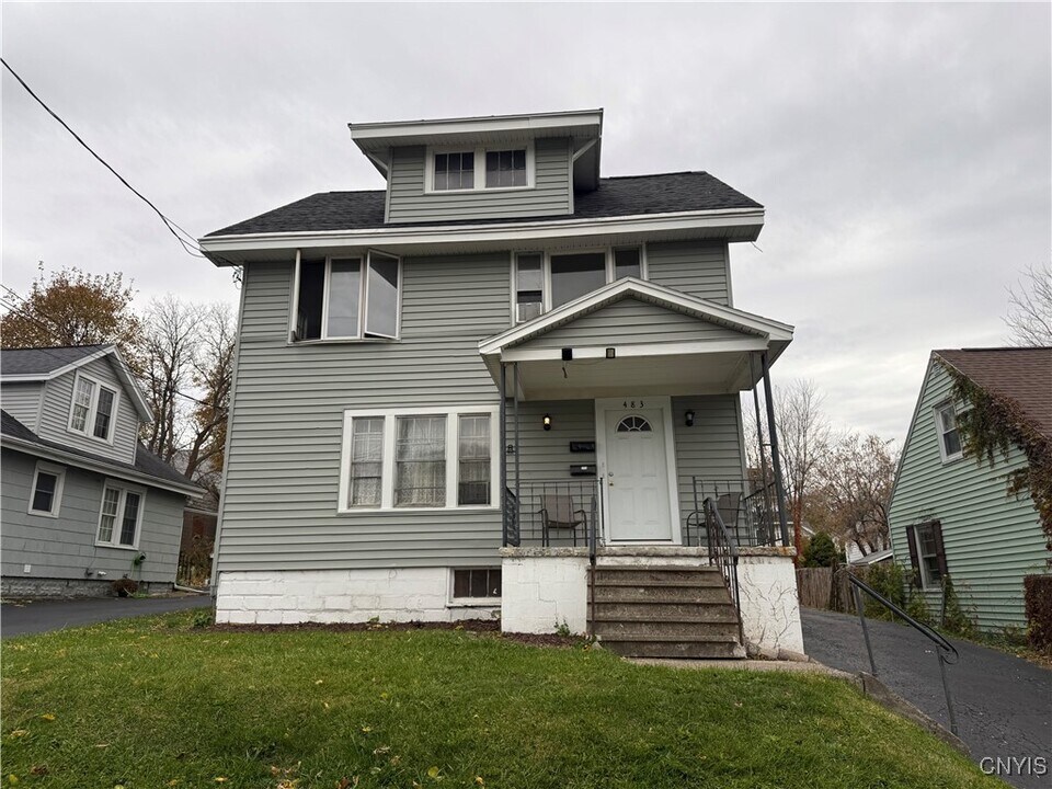 483 Pleasantview Ave in Syracuse, NY - Building Photo