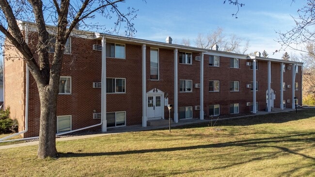 Colonial Apartments