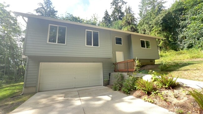 1313 Lorenz Rd NW in Home, WA - Building Photo - Building Photo