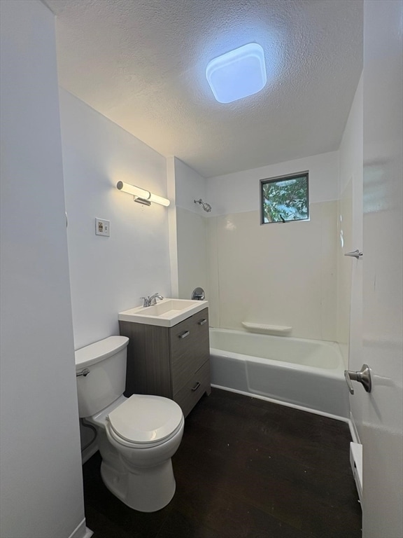 83 Watts St in Chelsea, MA - Building Photo - Building Photo