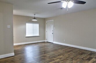 1017 Keith Pumphrey Dr in River Oaks, TX - Building Photo - Building Photo