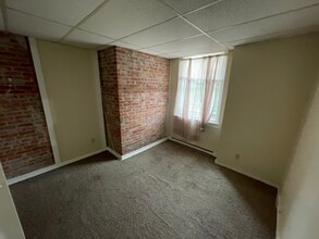 41 Academy St in Amsterdam, NY - Foto de edificio - Building Photo