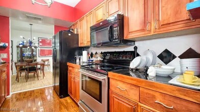 109 Tuscana Ct in Naples, FL - Building Photo - Building Photo