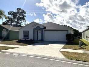 4267 Mt Carmel Ln in Melbourne, FL - Foto de edificio - Building Photo