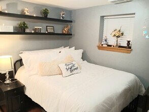 5536 W 63rd Plz, Unit 1 in Chicago, IL - Foto de edificio - Building Photo