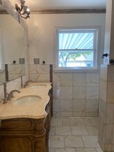 1454 Olive Ave-Unit -Unit B in Vista, CA - Building Photo - Building Photo