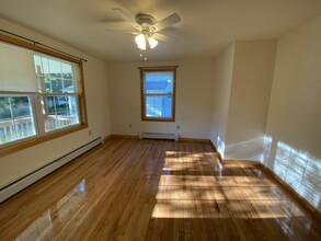 21 Winchester Ct in Keene, NH - Building Photo - Building Photo