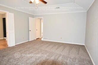 945 Clear Springs Dr in Desoto, TX - Building Photo - Building Photo