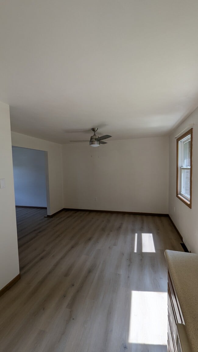 124 Duquesne Blvd in New Kensington, PA - Building Photo - Building Photo