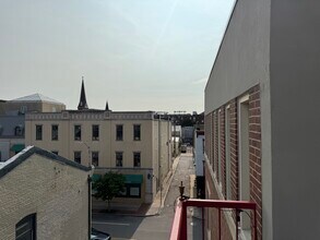 911 S Charles St, Unit 401 in Baltimore, MD - Building Photo - Building Photo