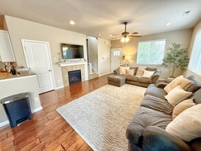 3326 Hydra St NE in Lacey, WA - Building Photo - Building Photo