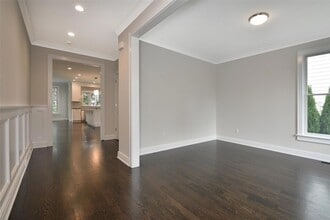 117 Brown Rd in Scarsdale, NY - Foto de edificio - Building Photo
