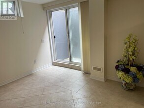 75 Brass Dr in Richmond Hill, ON - Building Photo - Building Photo