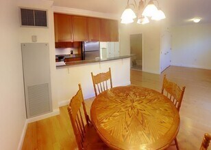 2 St Paul St in Brookline, MA - Building Photo - Building Photo