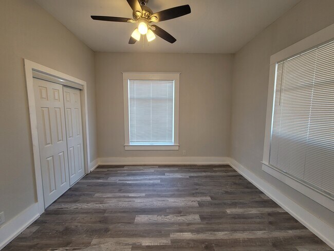 1705 Austin Ave, Unit A in Brownwood, TX - Building Photo - Building Photo