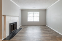 Riverstone on Powers Ferry in Marietta, GA - Building Photo - Interior Photo