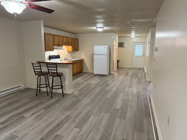 201 W Main St in Fountain City, IN - Building Photo - Building Photo