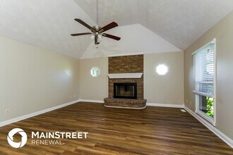 300 Wava Dr in Mount Washington, KY - Building Photo - Building Photo