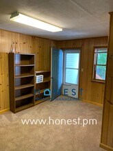 668 Pond Rd in Wales, ME - Building Photo - Building Photo