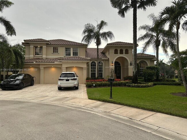 2534 Montclaire Ct