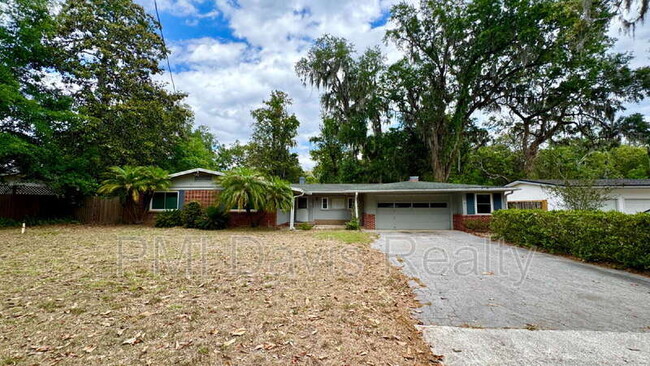 property at 2543 Holly Point Rd W