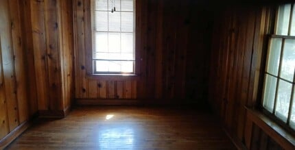 114 Cedar St in Laurens, SC - Building Photo - Building Photo