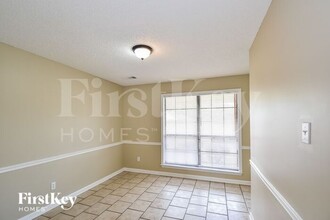 3734 Oakmoor Cir E in Bartlett, TN - Building Photo - Building Photo