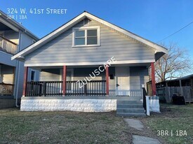 324 W 41st St in Indianapolis, IN - Building Photo