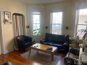 2 Imrie Rd, Unit 2 Imrie Road in Boston, MA - Foto de edificio - Building Photo