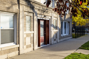 3100-3106 W Leland Ave in Chicago, IL - Foto de edificio - Building Photo