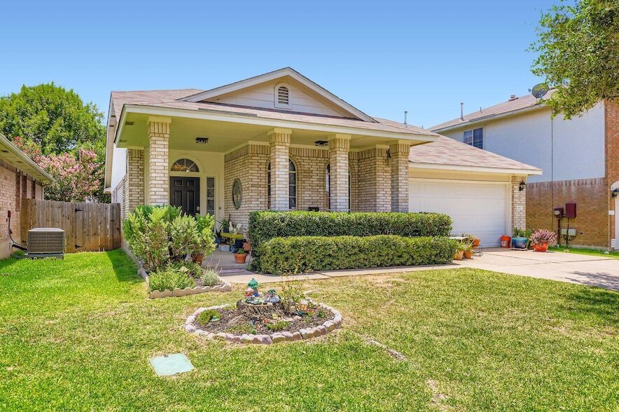 803 Hank Aaron Ln in Round Rock, TX - Building Photo