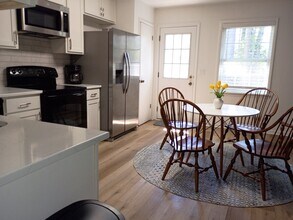 906 E Magnolia Ave in Auburn, AL - Building Photo - Building Photo